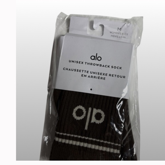 Alo Yoga Unisex Half-Crew Throwback Sock | Brown | Medium - Picture 3 of 5